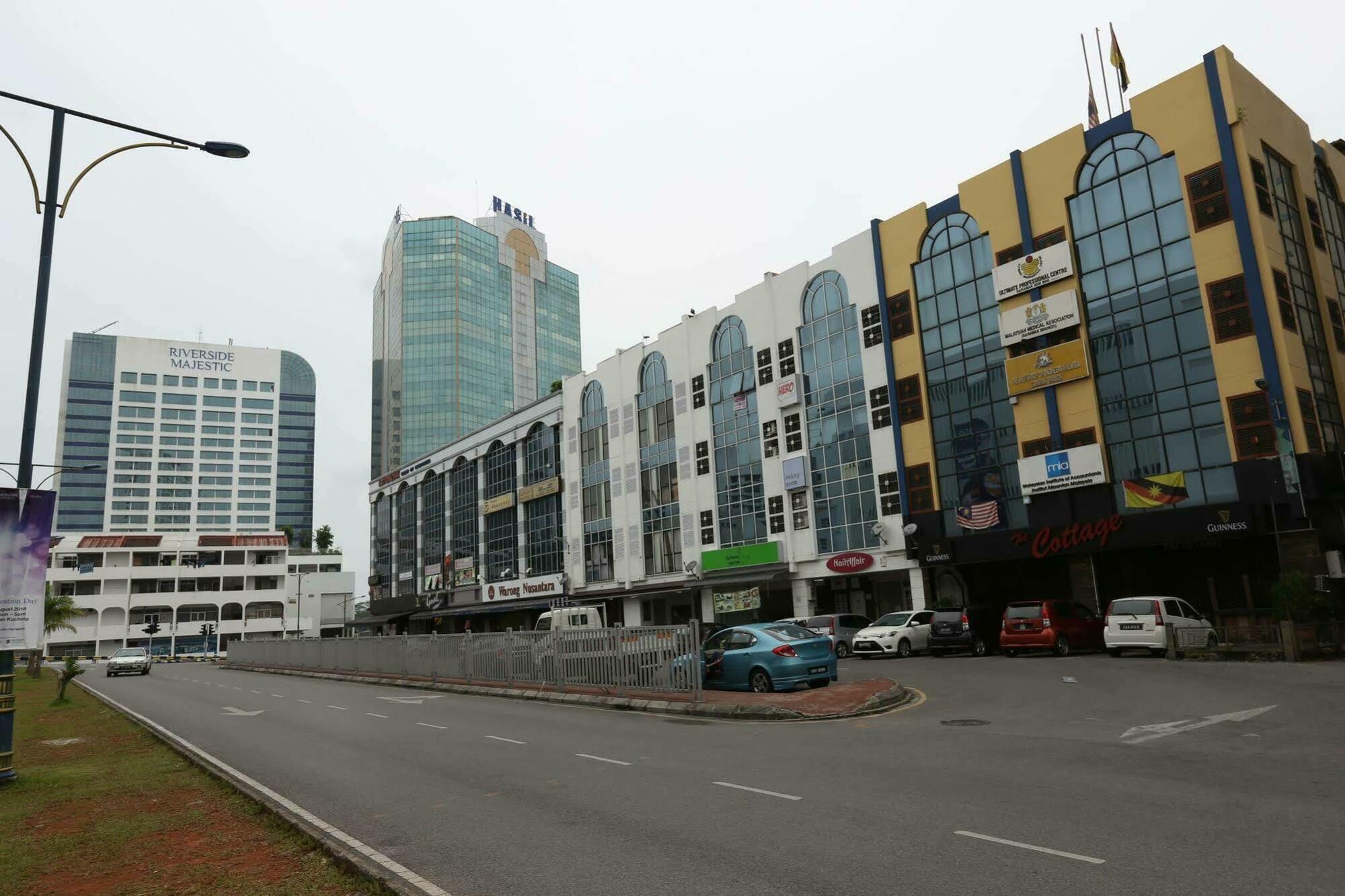 Noisy Room Kuching Extérieur photo